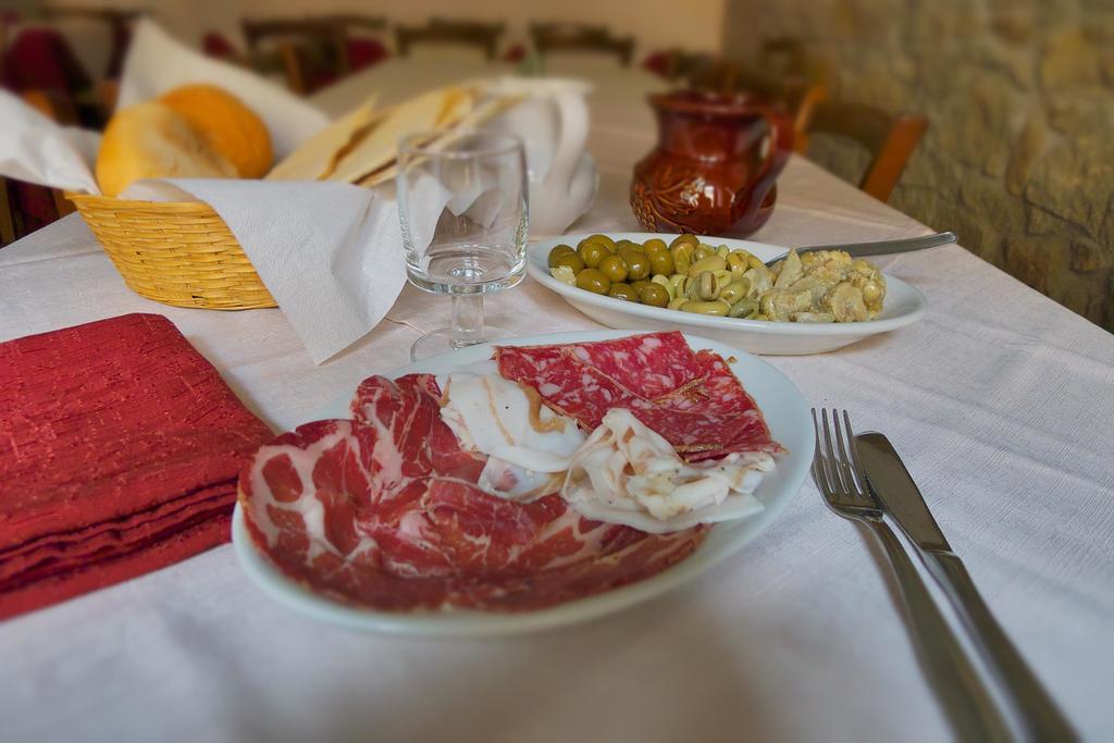 Hotel Da Paolino Trinità dʼAgultu 외부 사진
